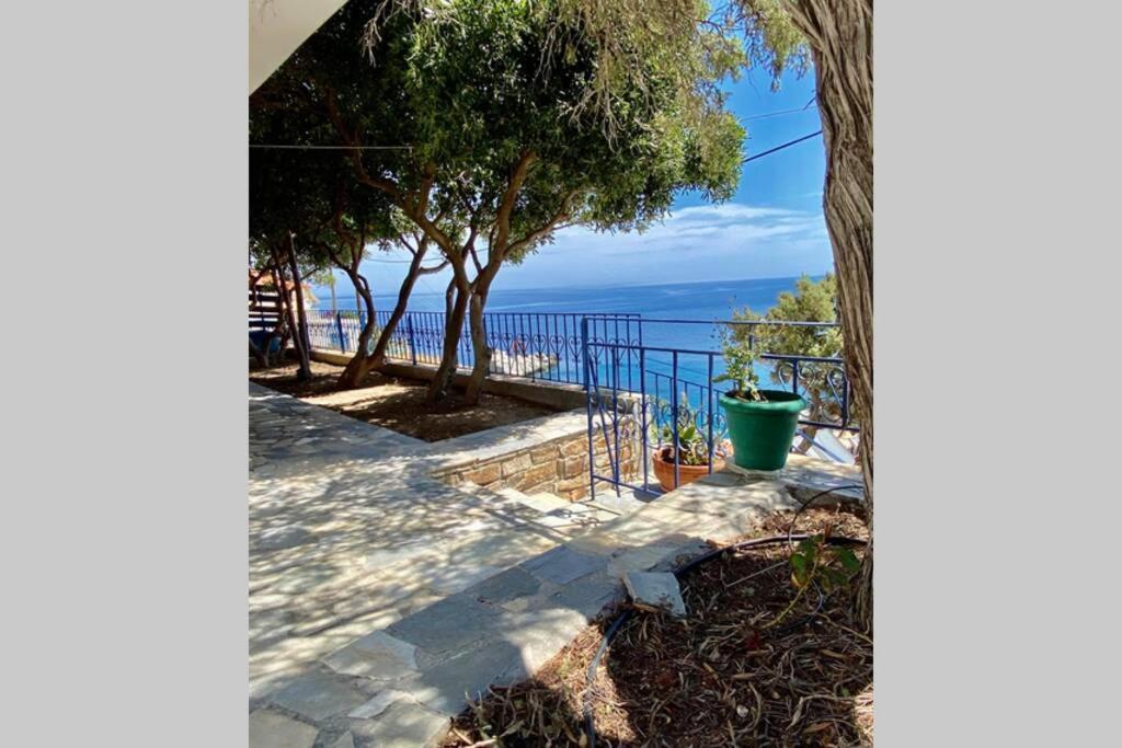 Πέτρινη Αυλή, Αρμενιστης Ικαρια Villa Armenistis  Bagian luar foto